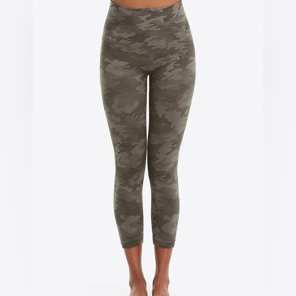 SPANX Camo Leggings - Olive